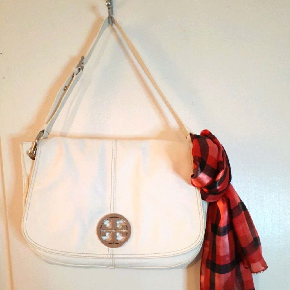 Tory Burch White Fold Over shoulder Bag - Picture 1 of 6